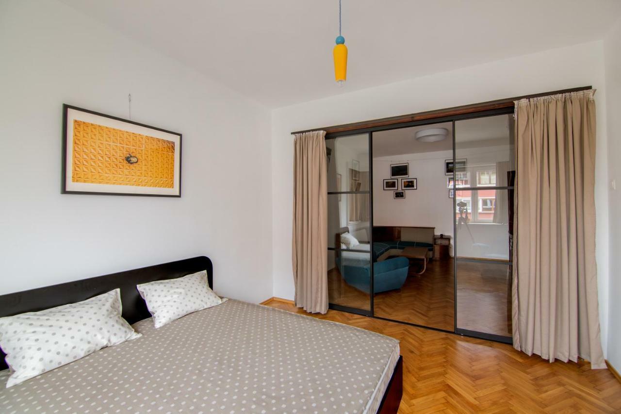 Design Apartment In Sofia Top City Center Exteriör bild
