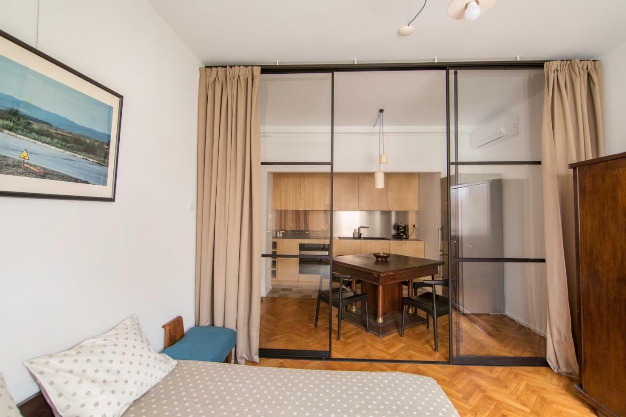 Design Apartment In Sofia Top City Center Exteriör bild